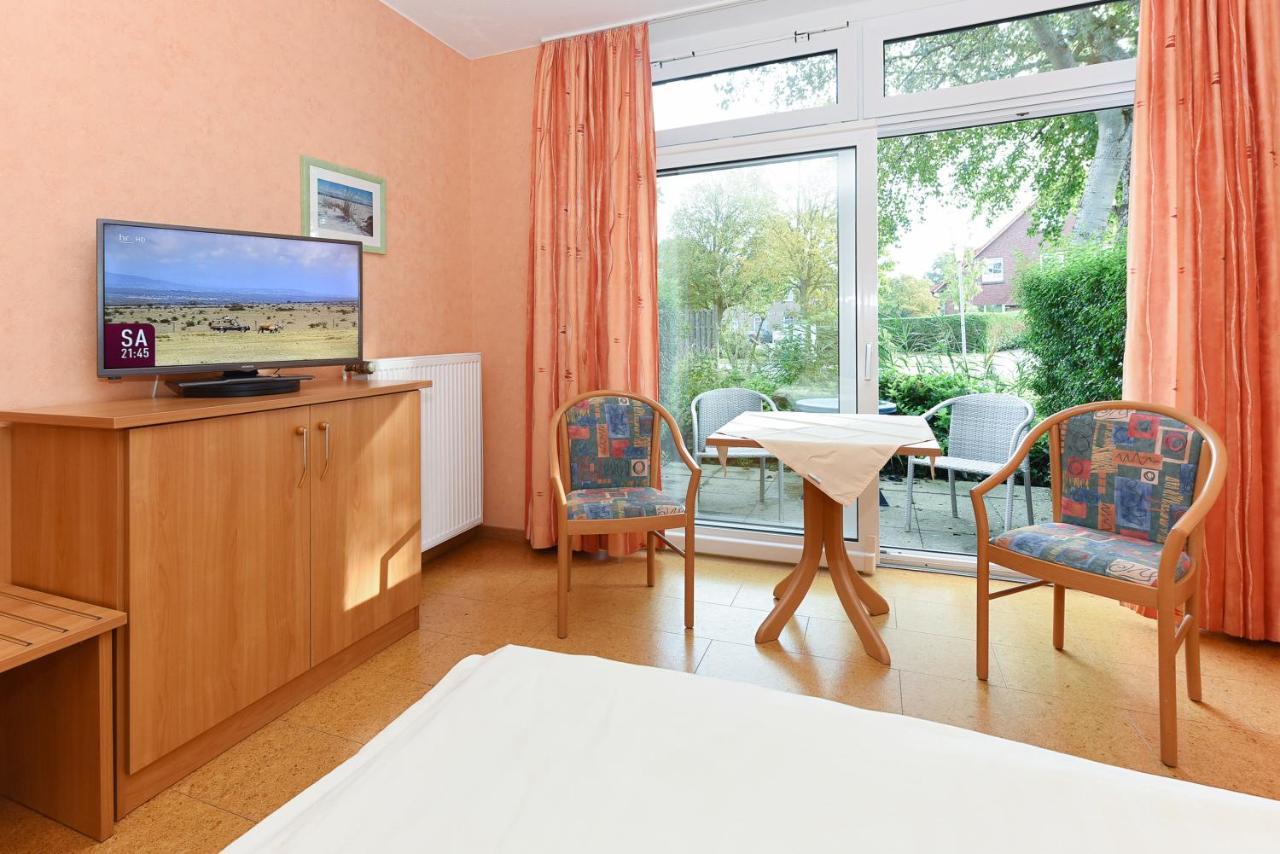 Hotel-Pension Altes Siel Bensersiel Exterior photo