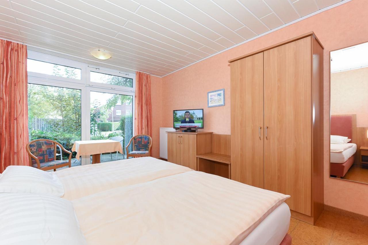 Hotel-Pension Altes Siel Bensersiel Exterior photo