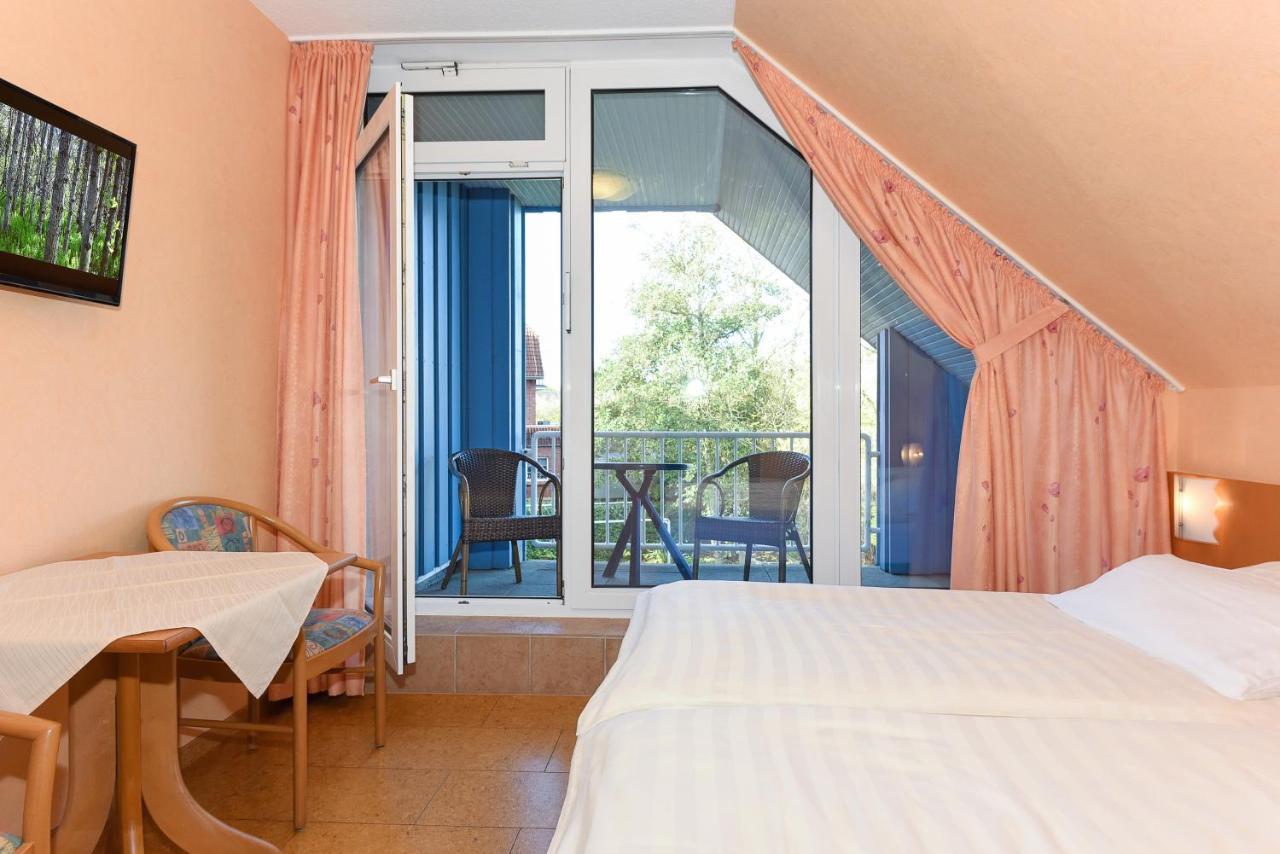 Hotel-Pension Altes Siel Bensersiel Exterior photo