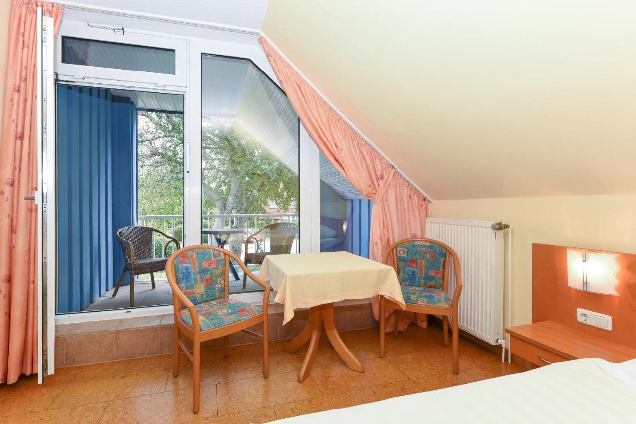 Hotel-Pension Altes Siel Bensersiel Exterior photo